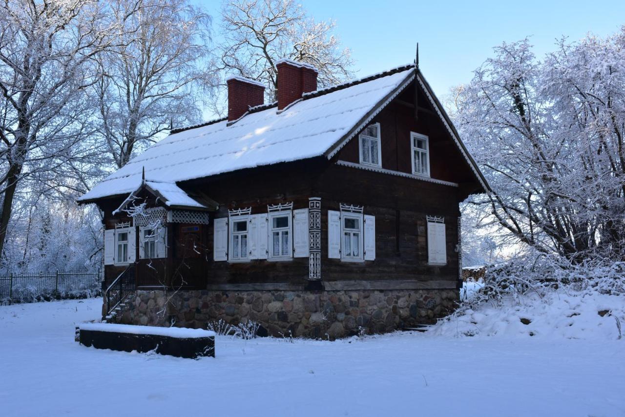 Vila Agroturystyka U Ostrowskich Chartow Exteriér fotografie